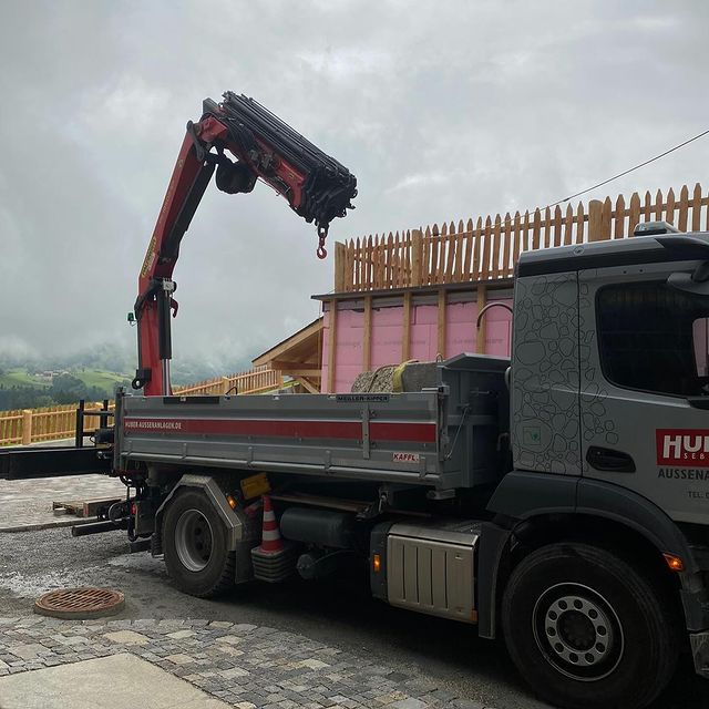 #huberaussenanlagen #2023 #garten #lager #baustoff #aussenanlagenhuber #projekte #rosenheim #landschaftsgaertner
#ausliebezumhandwerk #baustelle #traumgarten #rosenheim #regional #ausliebezurnatur #gartenpflege #schoenerwohnen #traumgarten #projektgarten #terrassenliebe